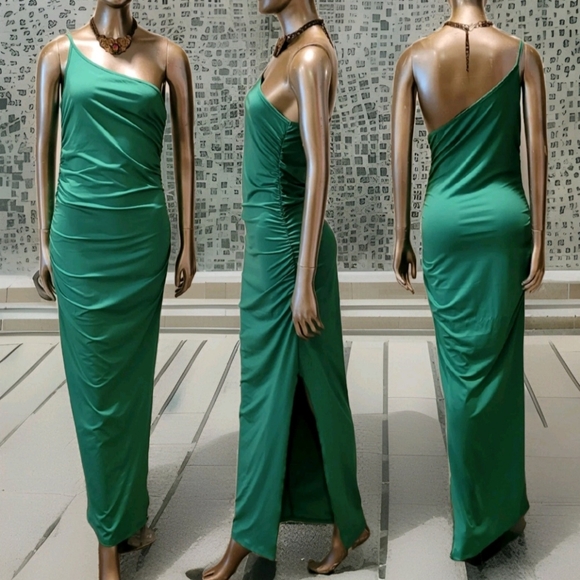 NWT Sexy Green One Shoulder Ruched Sides Split Thigh Maxi Dress Sz M - Picture 2 of 14
